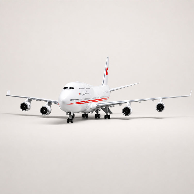 UAE Presidential Flight Boeing 747 1:150 Scale Model — view 7
