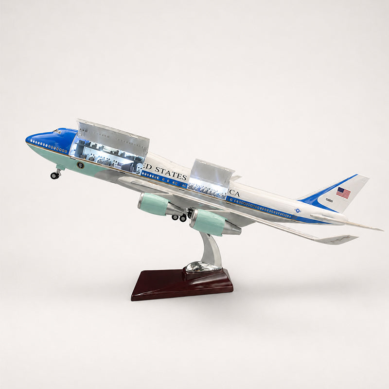 US Air Force One Boeing 747 1:150 Scale Model — view 2