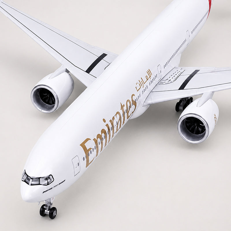 Emirates Boeing 777-300ER 1:157 Scale Model — view 5