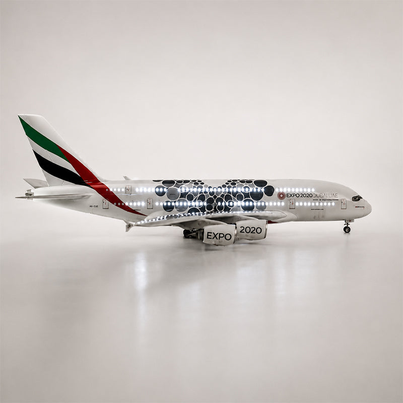 Emirates Airbus A380 Expo 2020 Edition 1:160 Scale Model — view 3