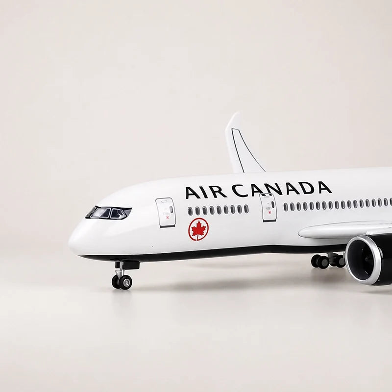 Air Canada Boeing 787 1:130 Scale Model — view 9