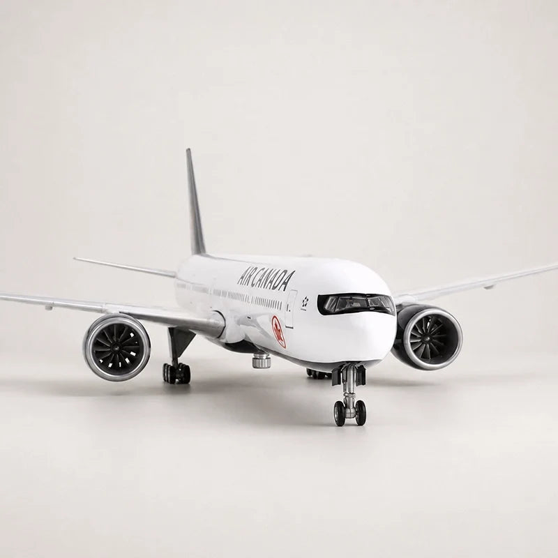 Air Canada Boeing 777-300ER 1:157 Scale Model — view 4