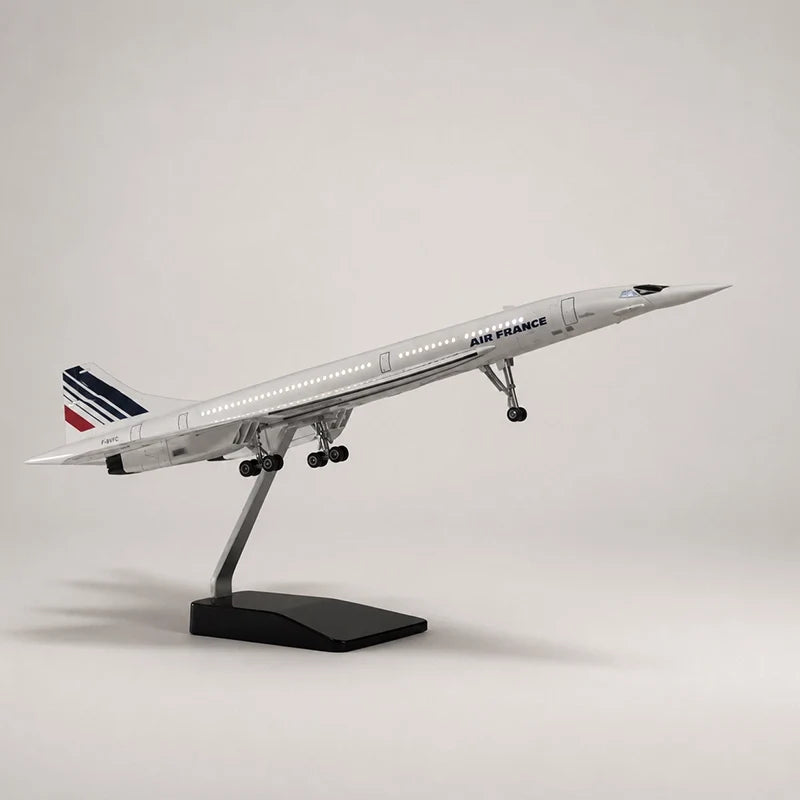 Air France Concorde 1:125 Scale Model — view 2