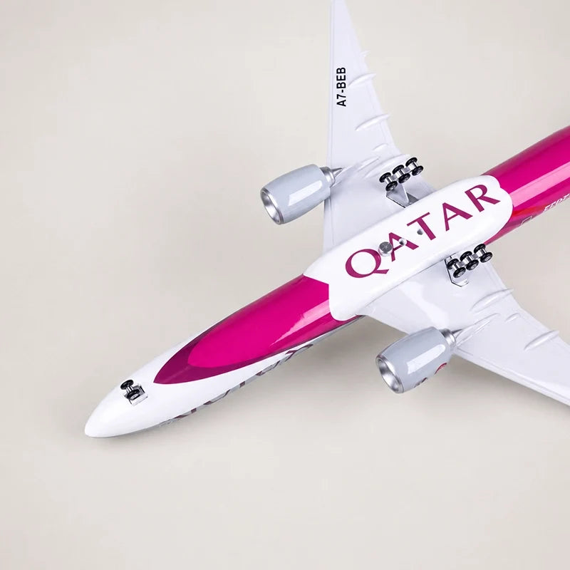Qatar Airways Boeing 777-300ER World Cup 2022 Edition 1:157 Scale Model — view 8