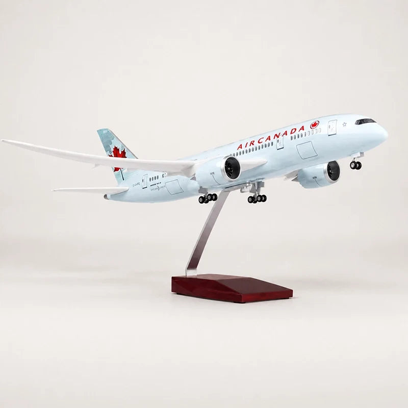 Air Canada Boeing 787 1:130 Scale Model — view 2