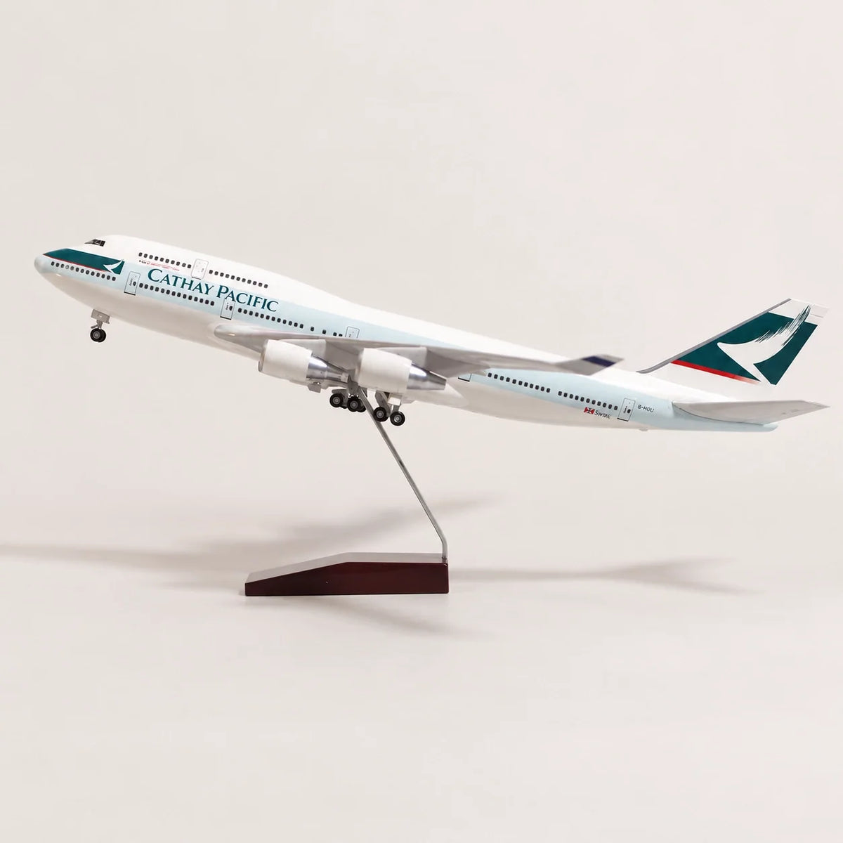 Cathay Pacific Boeing 747 1:150 Scale Model
