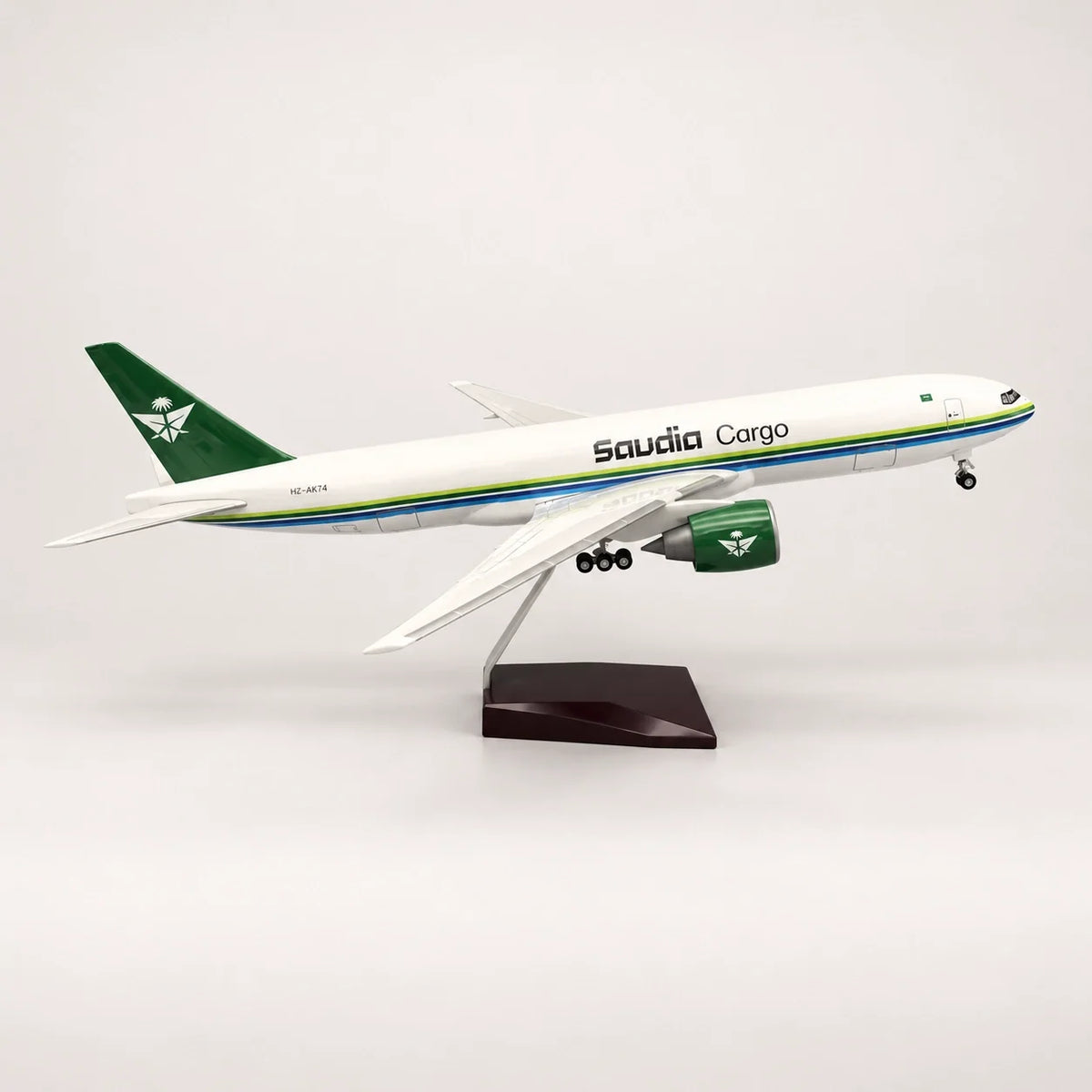 Saudia Cargo Boeing 777F 1:135 Scale Model — view 2
