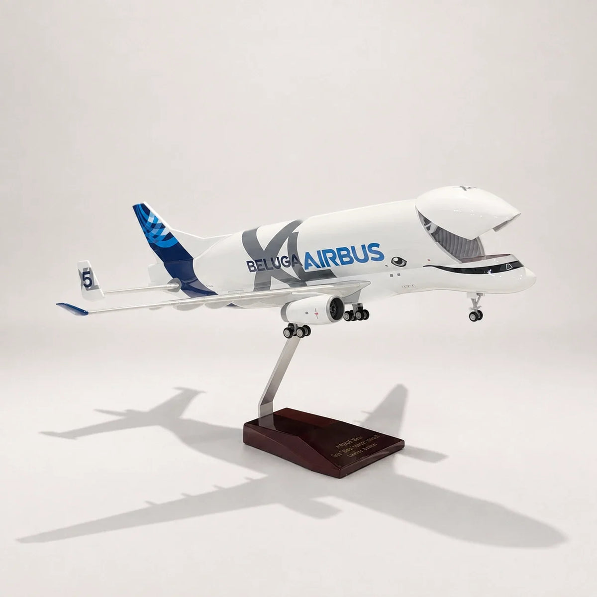 Airbus A330-743L BelugaXL 1:150 Scale Model — view 8