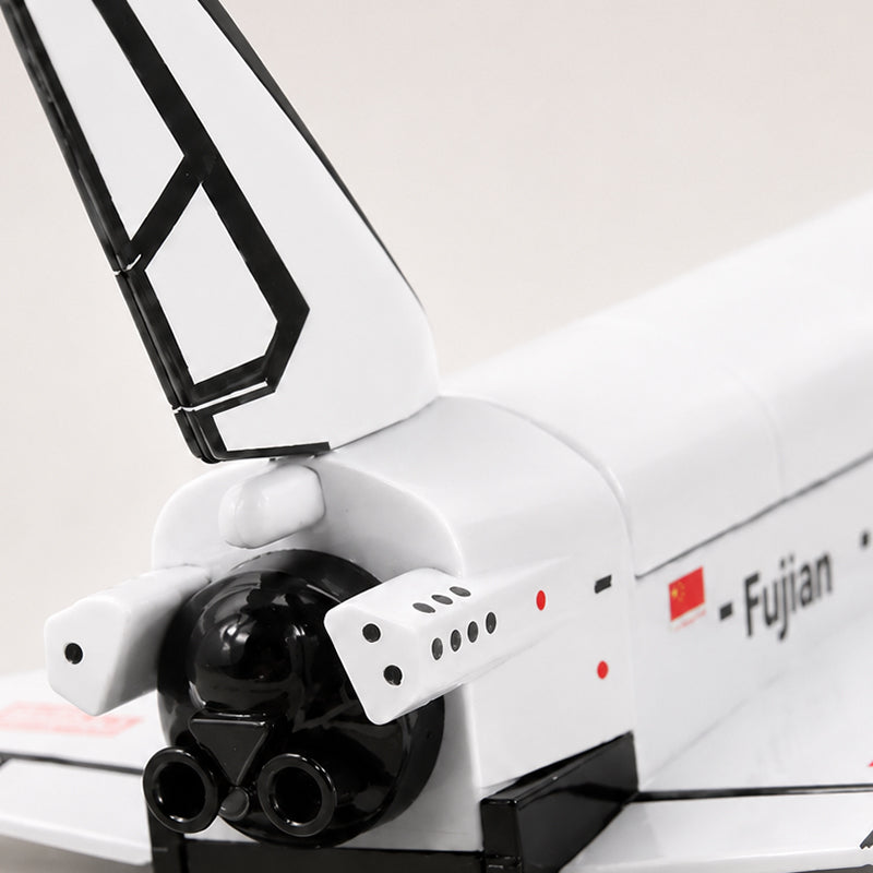 Antonov An-225 Mriya with Buran Space Shuttle 1:200 Scale Model — view 7