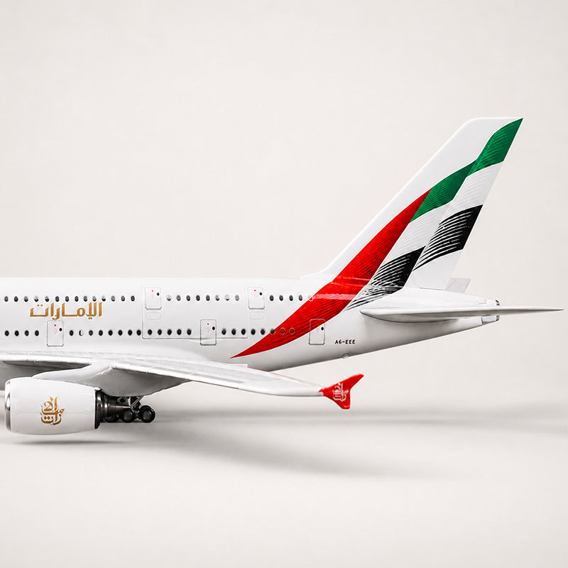 Emirates Airbus A380 1:160 Scale Model — view 10