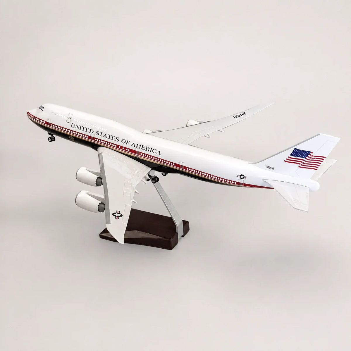 USAF Boeing 747 Presidential Aircraft 1:150 Scale Model — view 3
