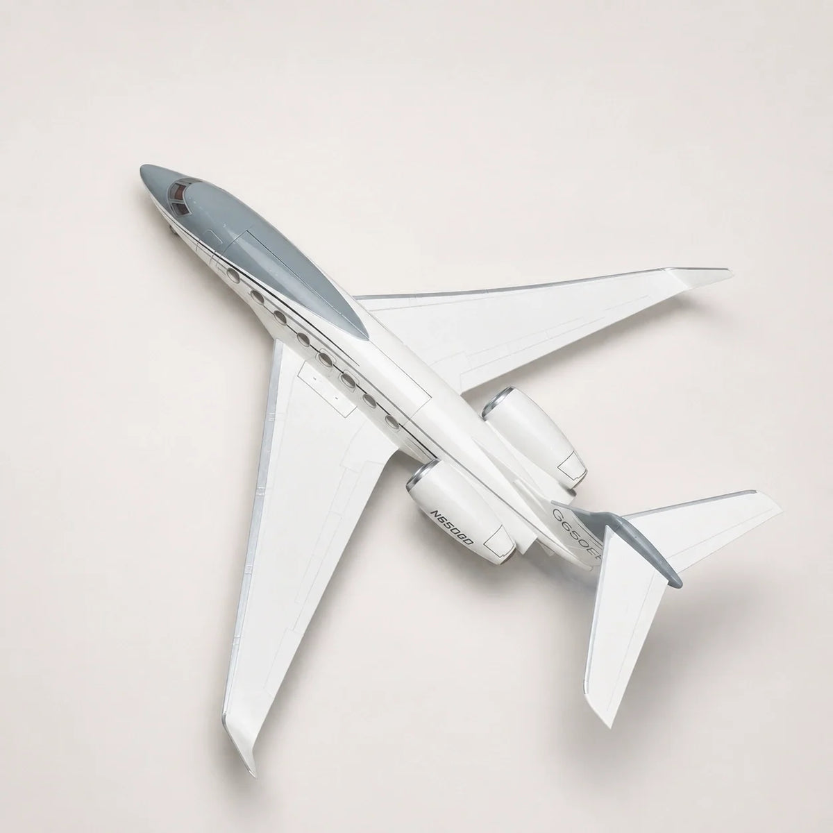 Gulfstream G650ER 1:50 Scale Model — view 8
