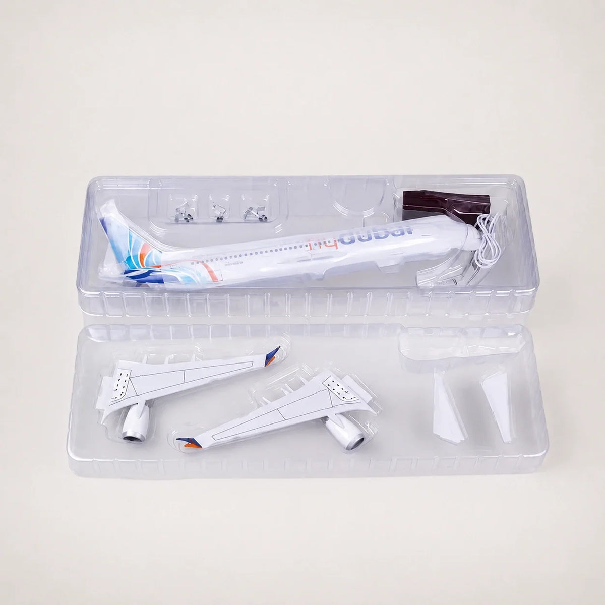 Flydubai Boeing 737 1:85 Scale Model — view 10