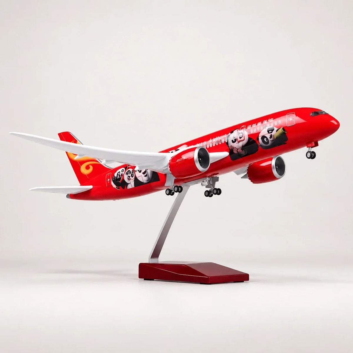 Hainan Airlines Boeing 787 Kung Fu Panda Edition 1:130 Scale Model — view 4