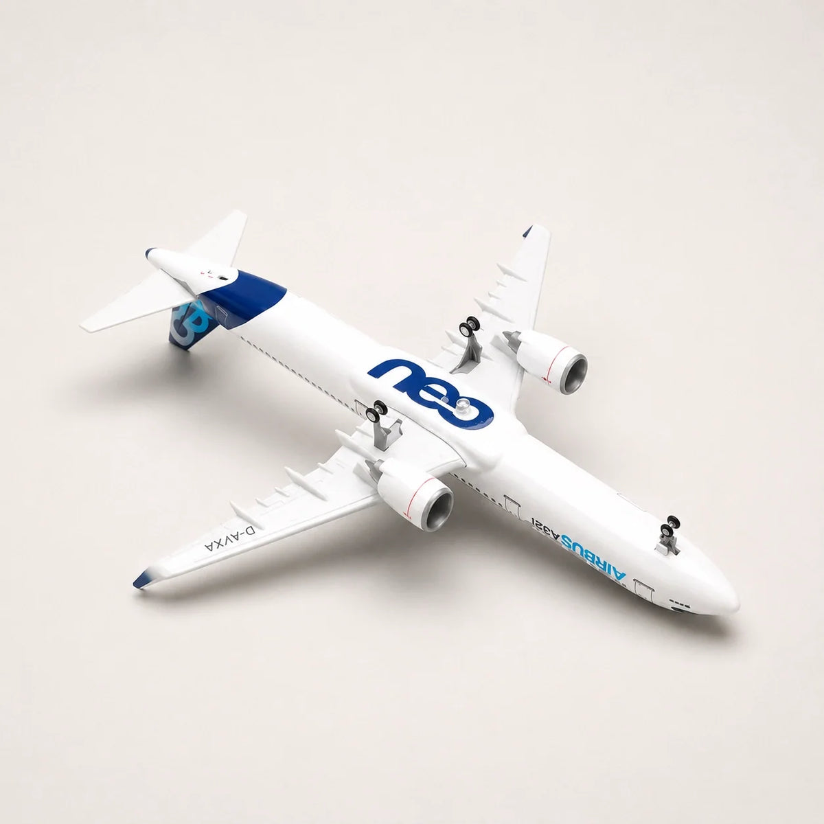Airbus A321neo Prototype 1:100 Scale Model — view 6