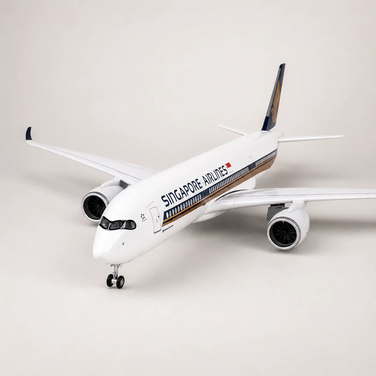 Singapore Airlines Airbus A350 1:142 Scale Model — view 5