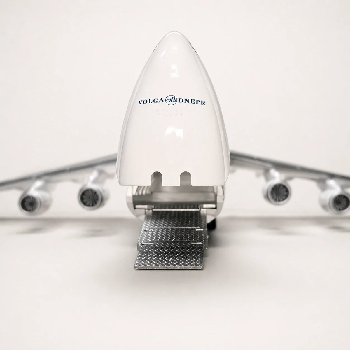 Antonov An-124 Ruslan 1:165 Scale Model — view 8