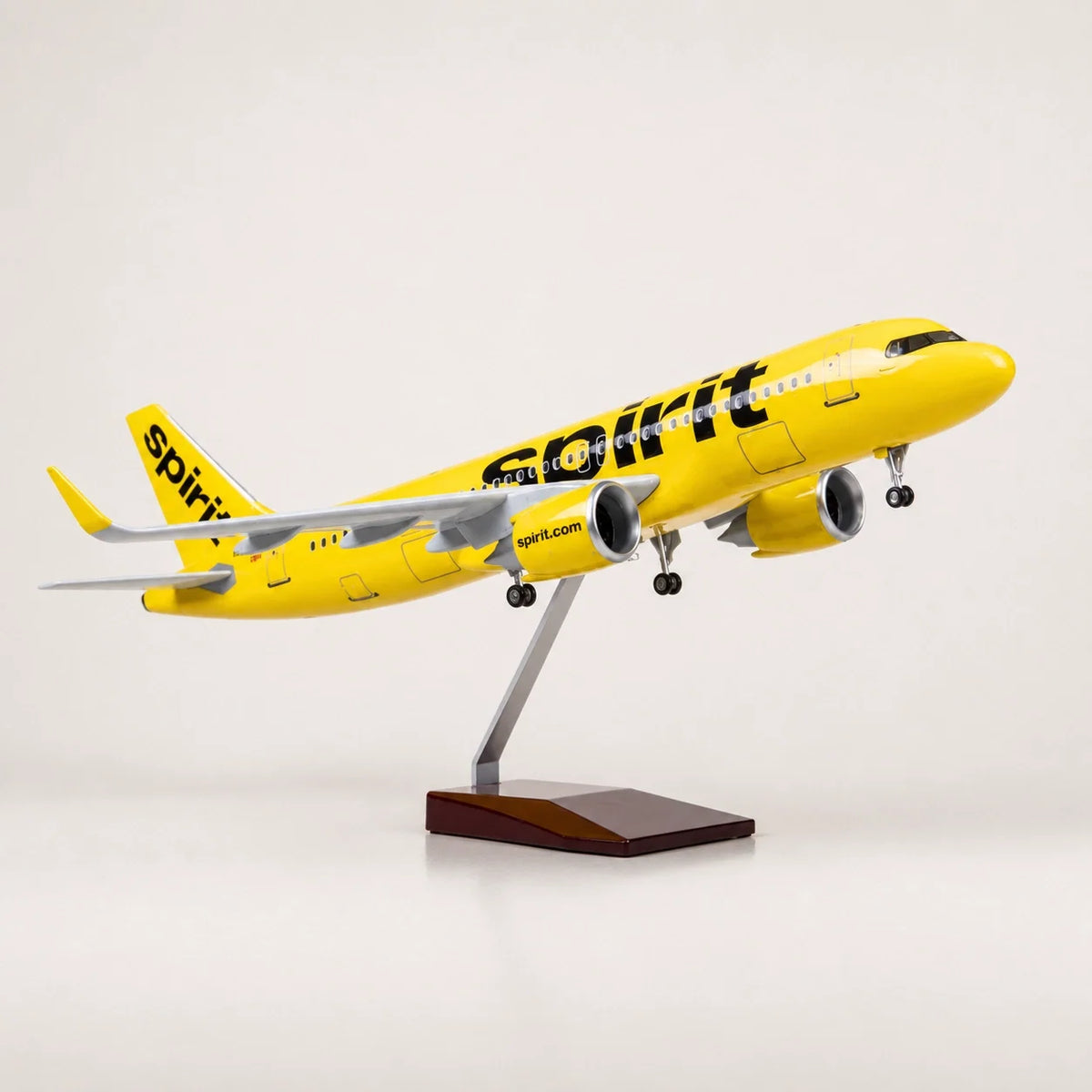 Spirit Airlines Airbus A320 1:80 Scale Model — view 3