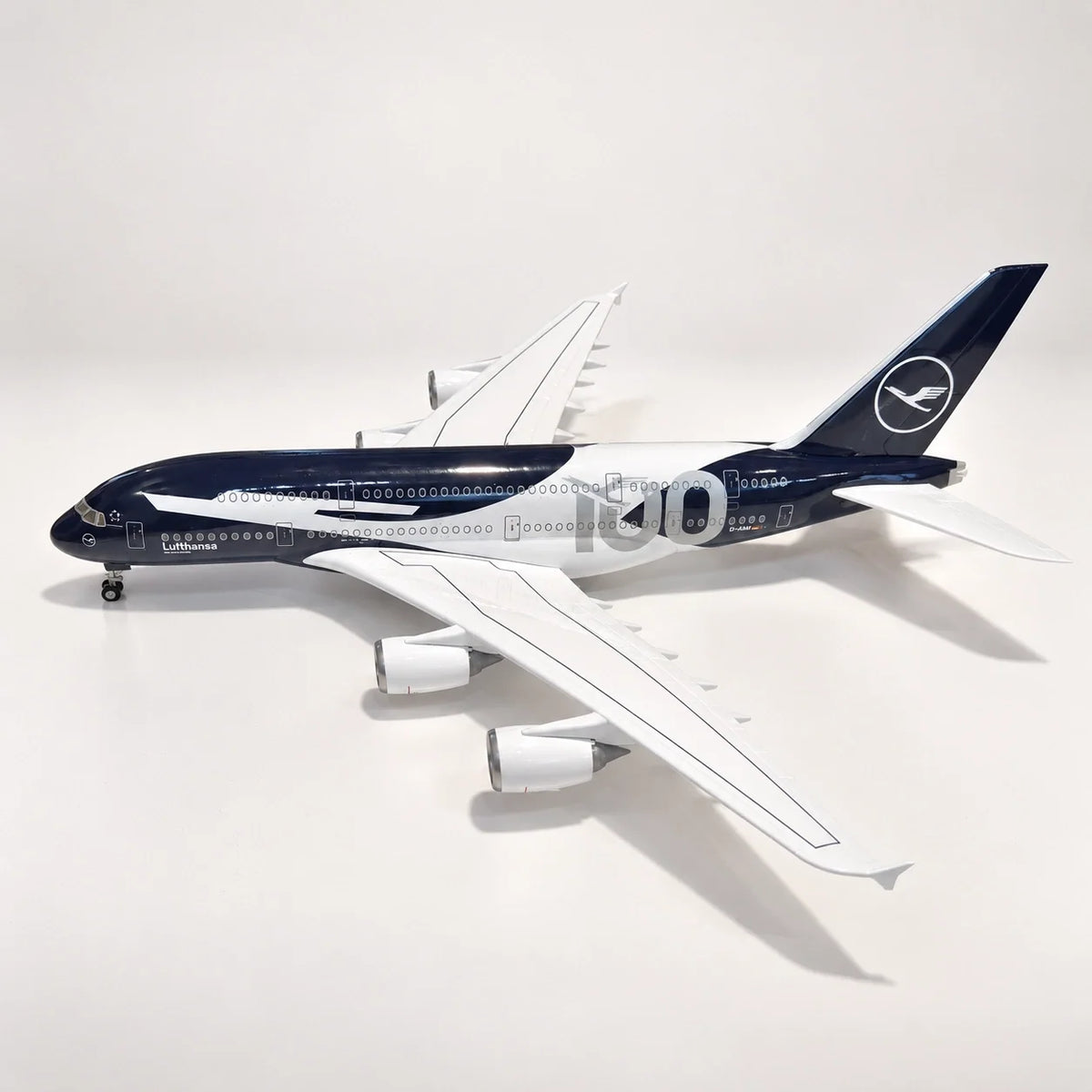 Lufthansa Airbus A380 100 Years Edition 1:160 Scale Model — view 4