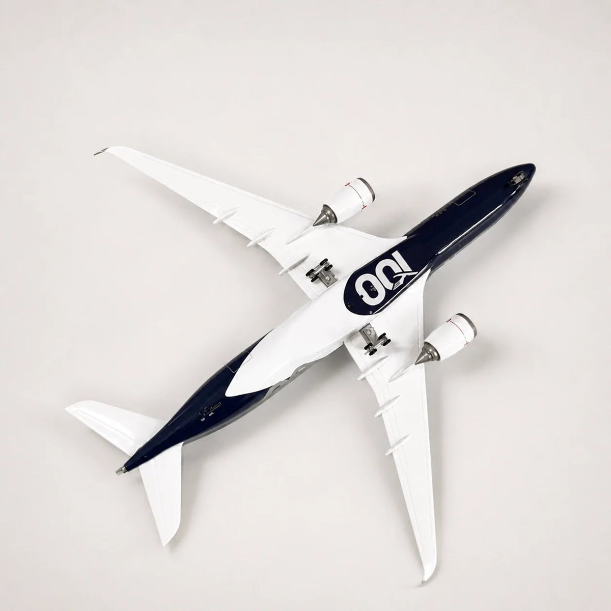 Lufthansa Airbus A350 100 Years Edition 1:142 Scale Model — view 7