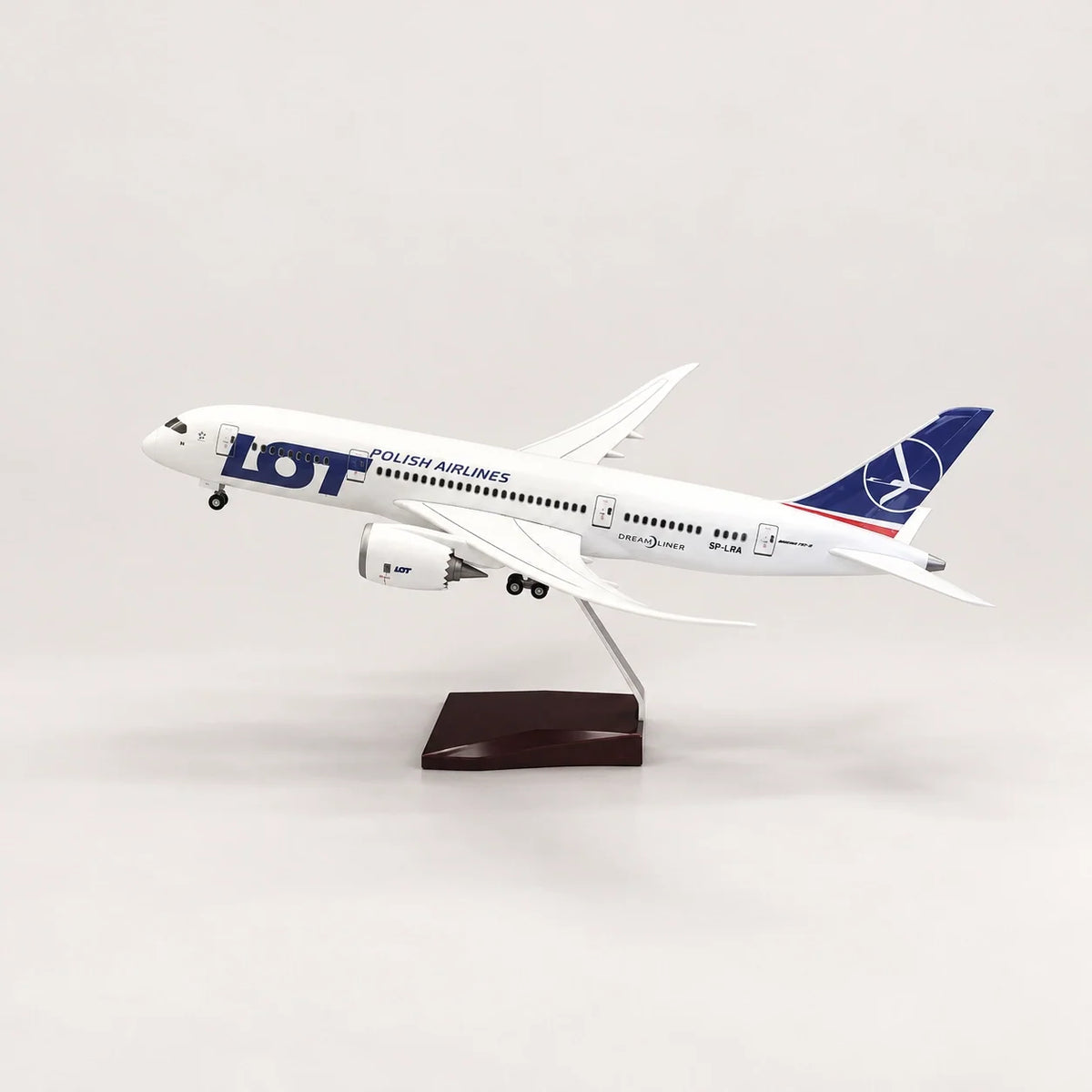 LOT Polish Airlines Boeing 787 1:130 Scale Model