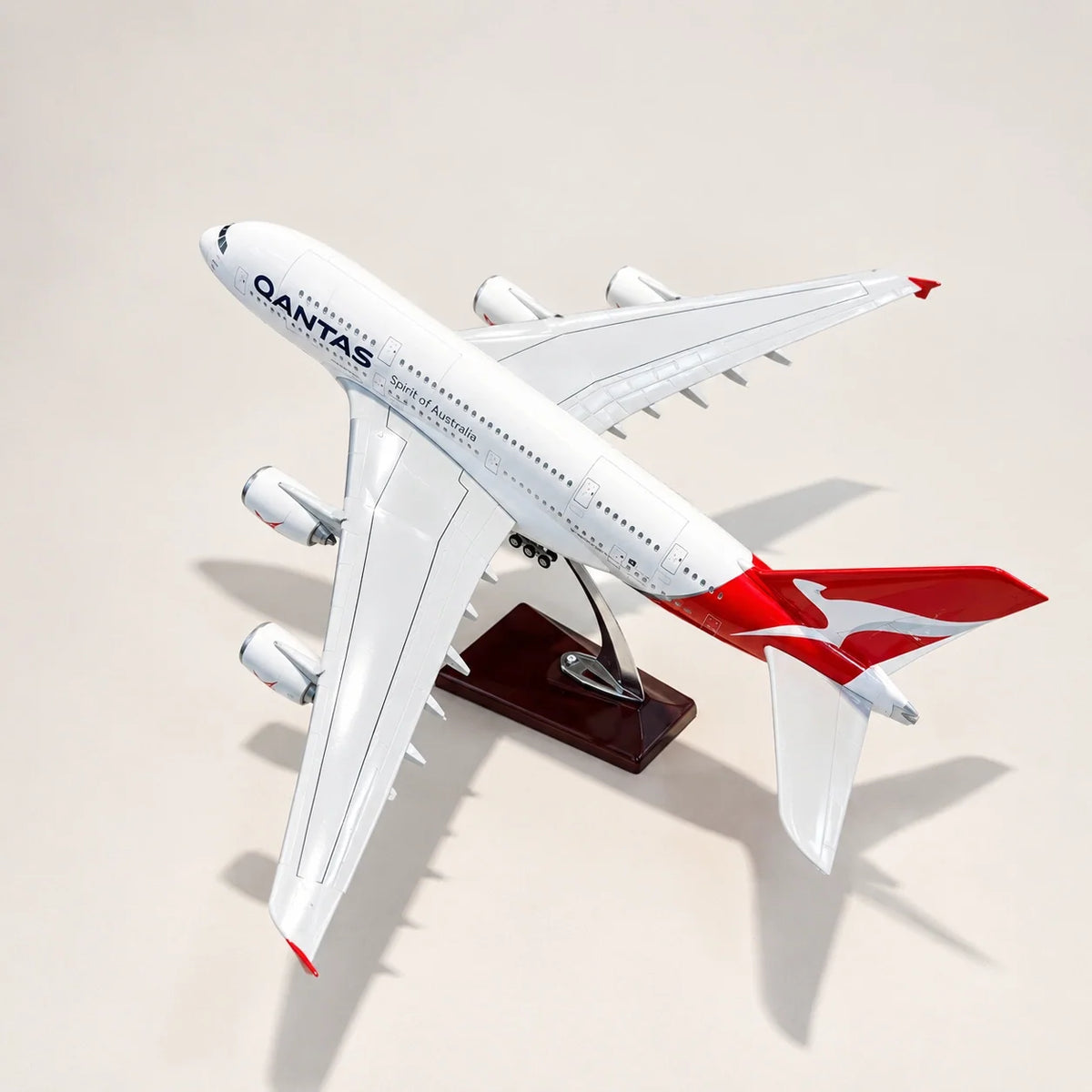 Qantas Airbus A380 1:160 Scale Model — view 10