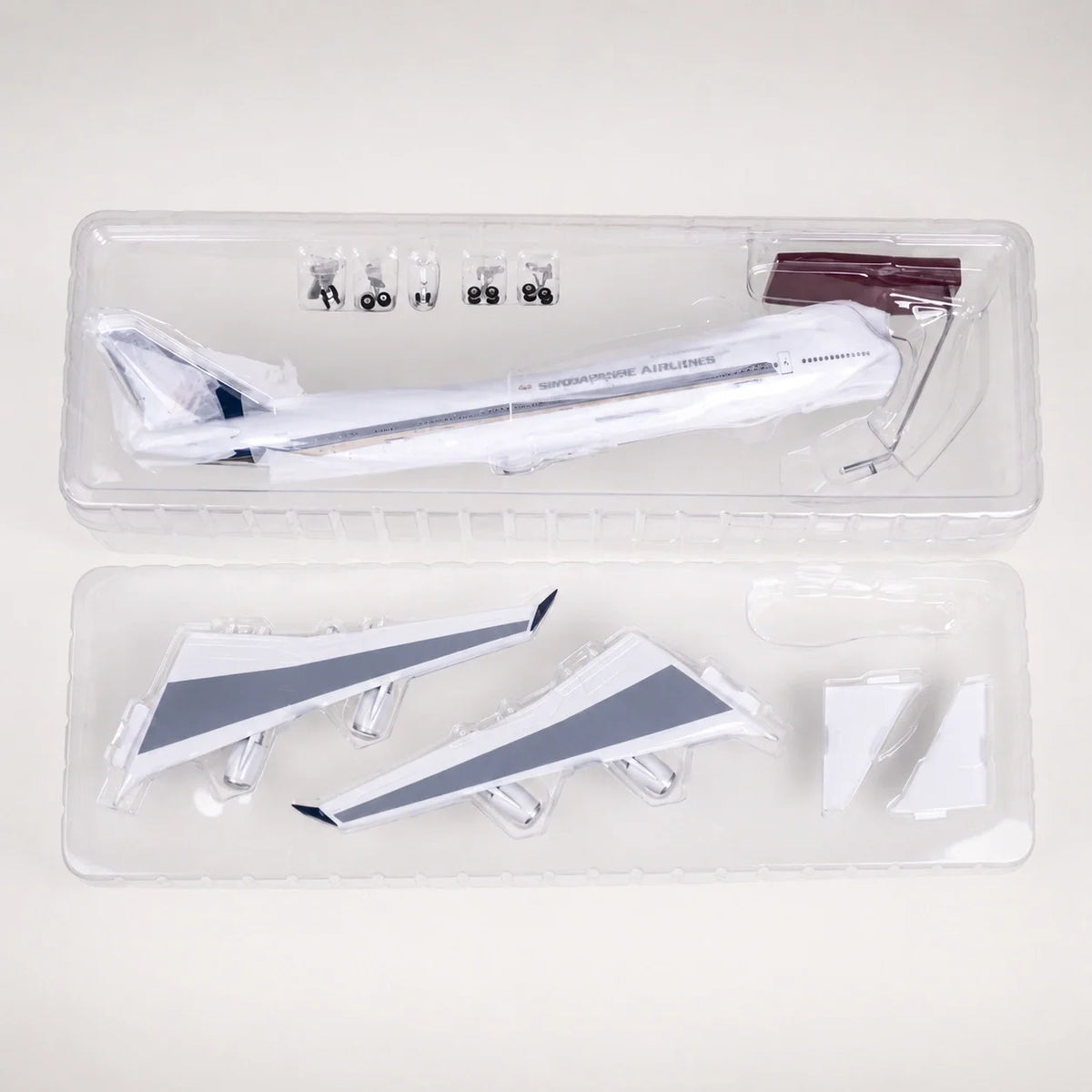 Singapore Airlines Boeing 747 Classic Livery 1:150 Scale Model — view 15