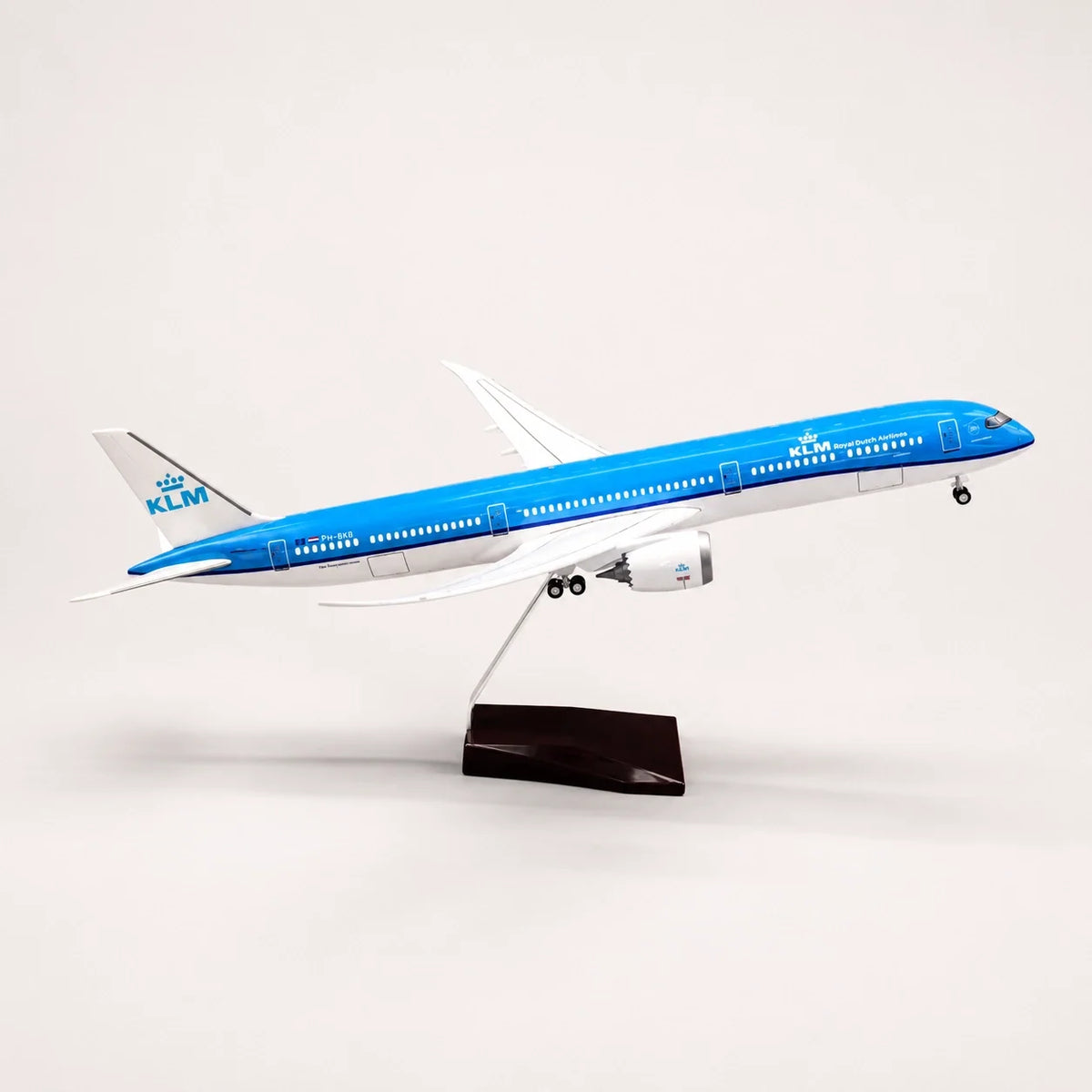 KLM Royal Dutch Airlines Boeing 787-10 1:145 Scale Model — view 7