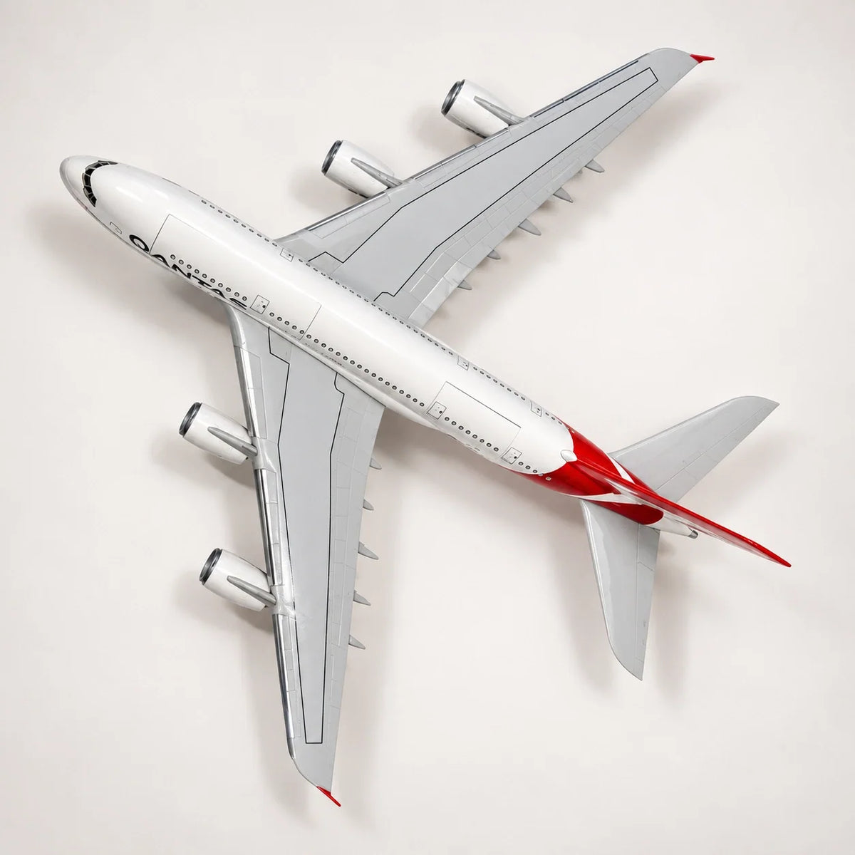 Qantas Airbus A380 1:160 Scale Model — view 12
