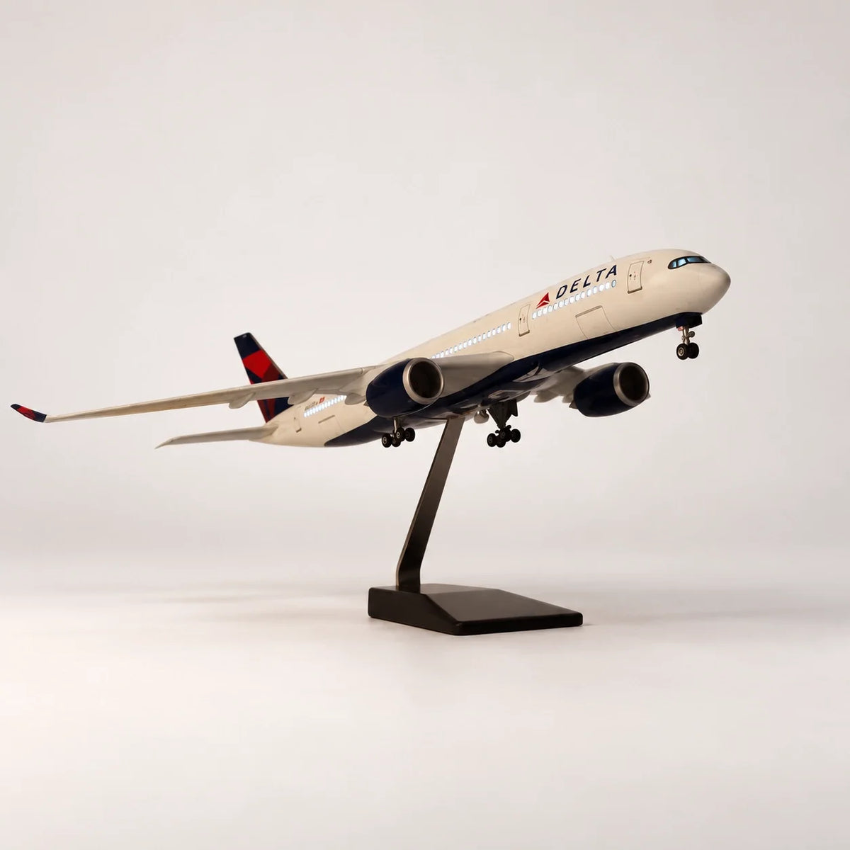 Delta Air Lines Airbus A350 1:142 Scale Model — view 4
