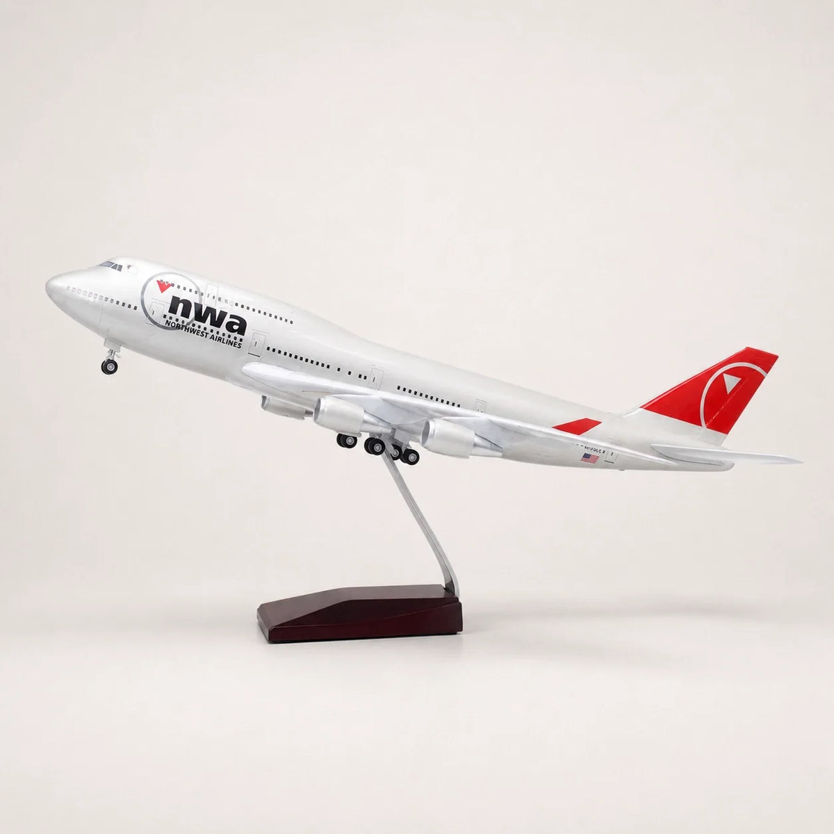 Northwest Airlines Boeing 747 1:150 Scale Model
