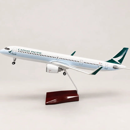 Cathay Pacific Airbus A321neo 1:100 Scale Model