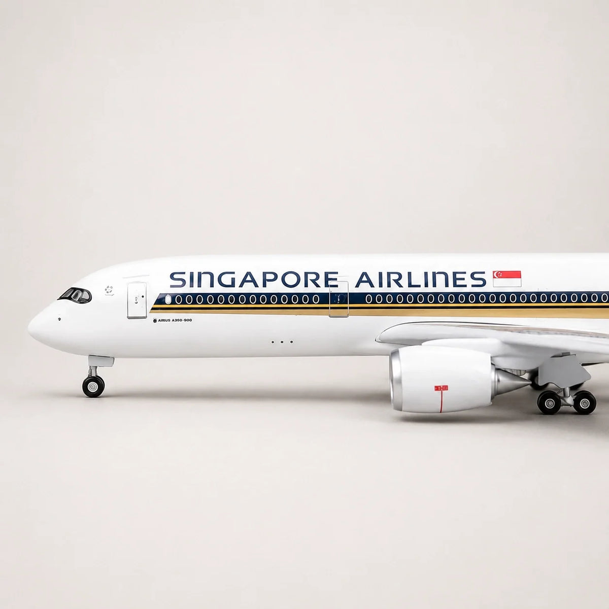 Singapore Airlines Airbus A350 1:142 Scale Model — view 6