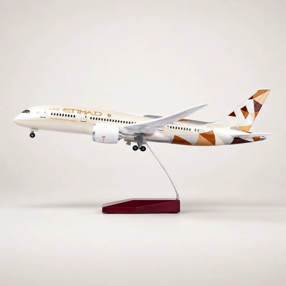Etihad Airways Boeing 787 Dreamliner 1:130 Scale Model