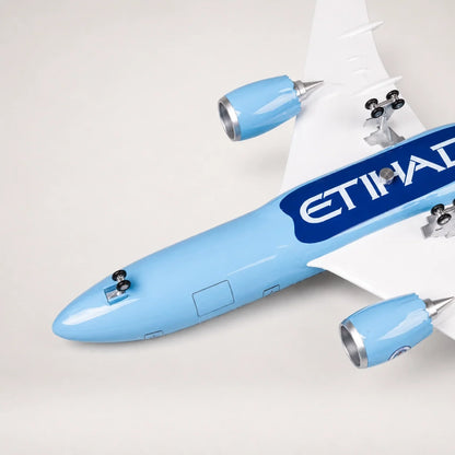 Etihad Airways Boeing 787 Manchester City Edition 1:130 Scale Model — view 9