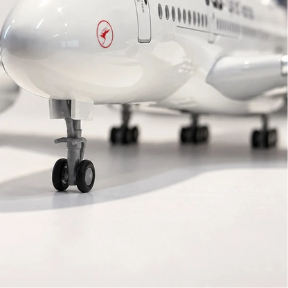 Qantas Airbus A380 1:160 Scale Model — view 15