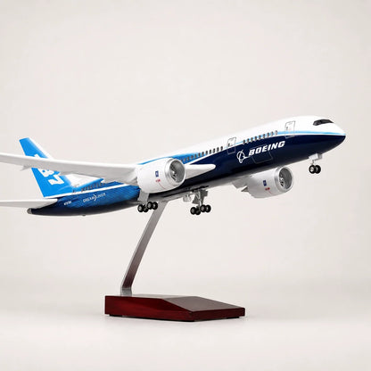 Boeing 787 Dreamliner Prototype 1:130 Scale Model