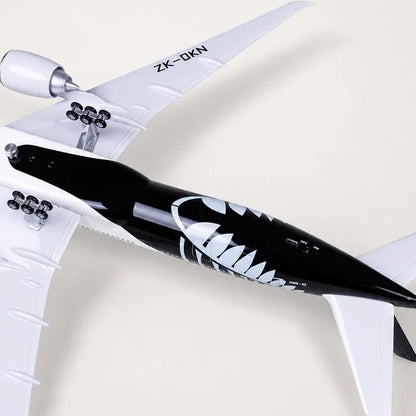 Air New Zealand Boeing 777-300ER 1:157 Scale Model — view 11