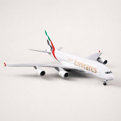 Emirates Airbus A380 1:160 Scale Model — view 9