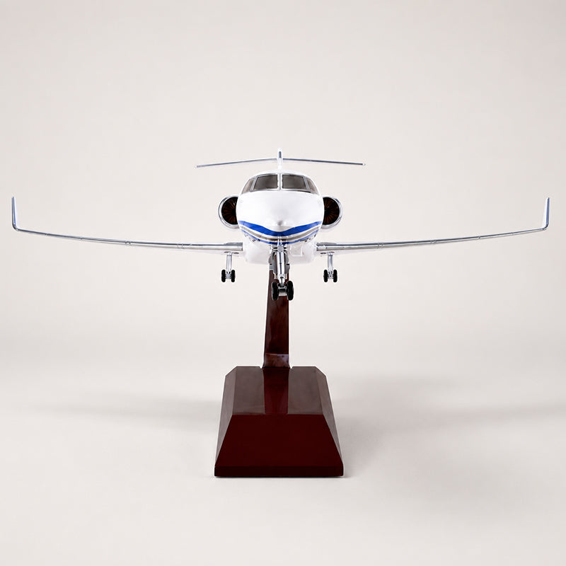 Gulfstream G650 1:50 Scale Model — view 8