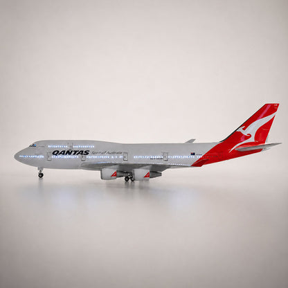 Qantas Boeing 747-400 1:150 Scale Model — view 6