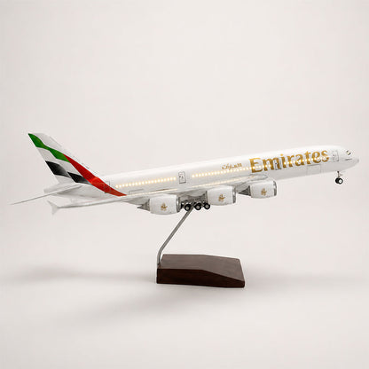 Emirates Airbus A380 1:160 Scale Model — view 3