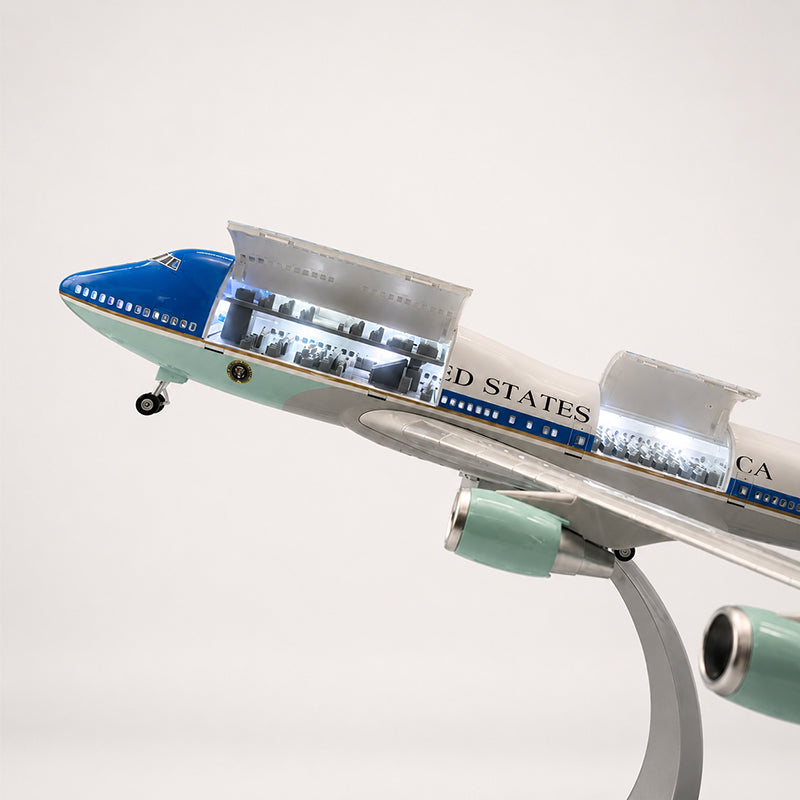 US Air Force One Boeing 747 1:150 Scale Model — view 6