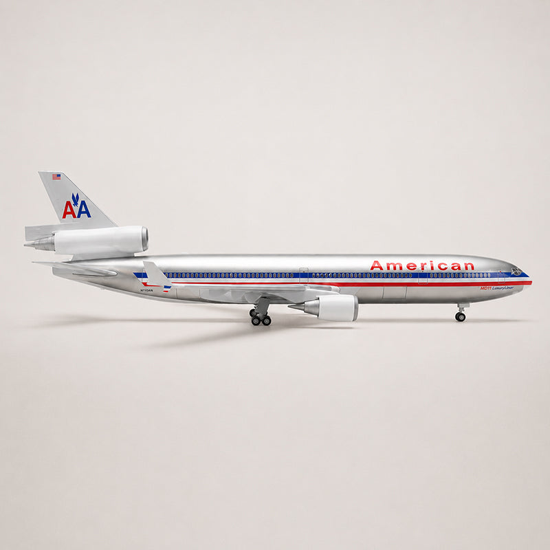 American Airlines McDonnell Douglas MD-11 1:130 Scale Model — view 5