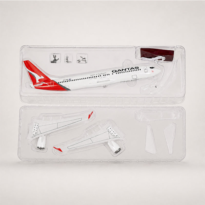 Qantas Boeing 737-800 1:85 Scale Model — view 7