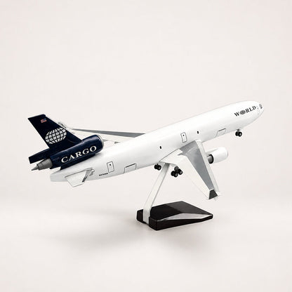World Airways McDonnell Douglas MD-11 1:130 Scale Model — view 3