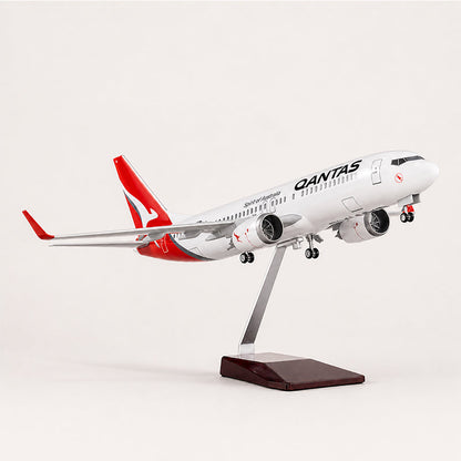 Qantas Boeing 737-800 1:85 Scale Model — view 4
