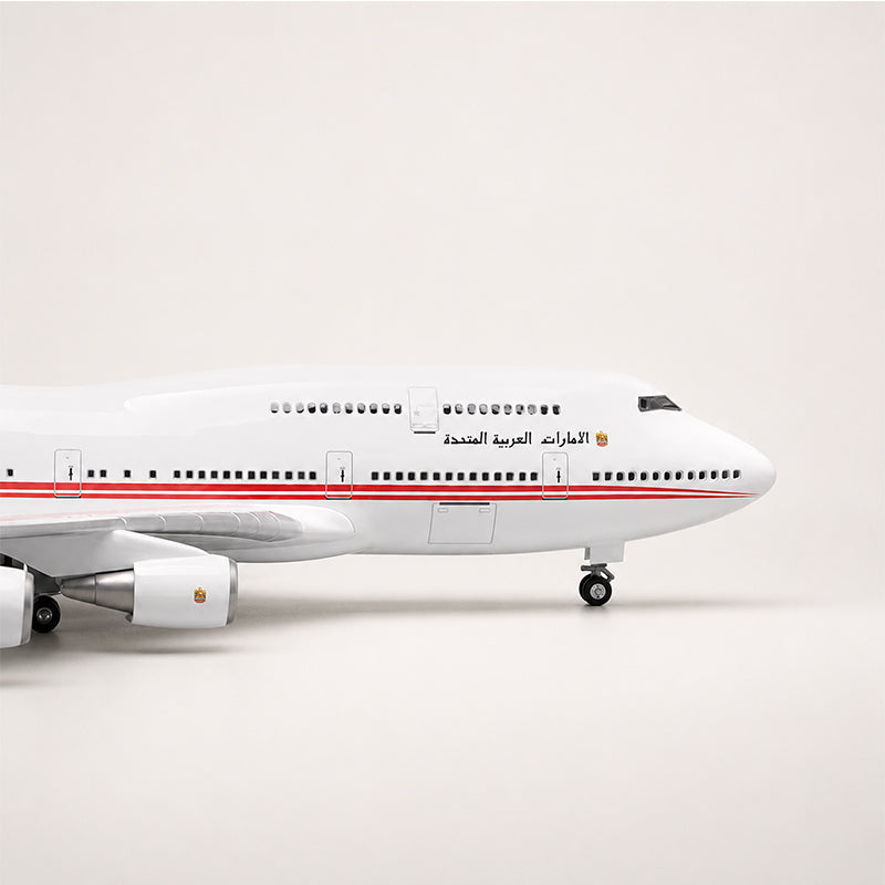 UAE Presidential Flight Boeing 747 1:150 Scale Model — view 6