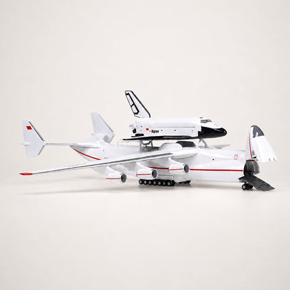 Antonov An-225 Mriya with Buran Space Shuttle 1:200 Scale Model — view 4