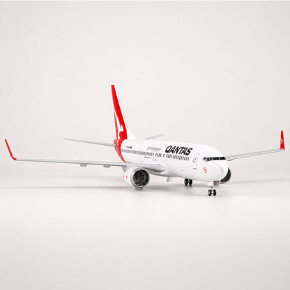 Qantas Boeing 737-800 1:85 Scale Model — view 5